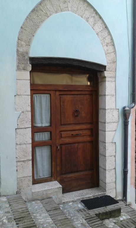 Casa Paola Apartment Сполето Стая снимка